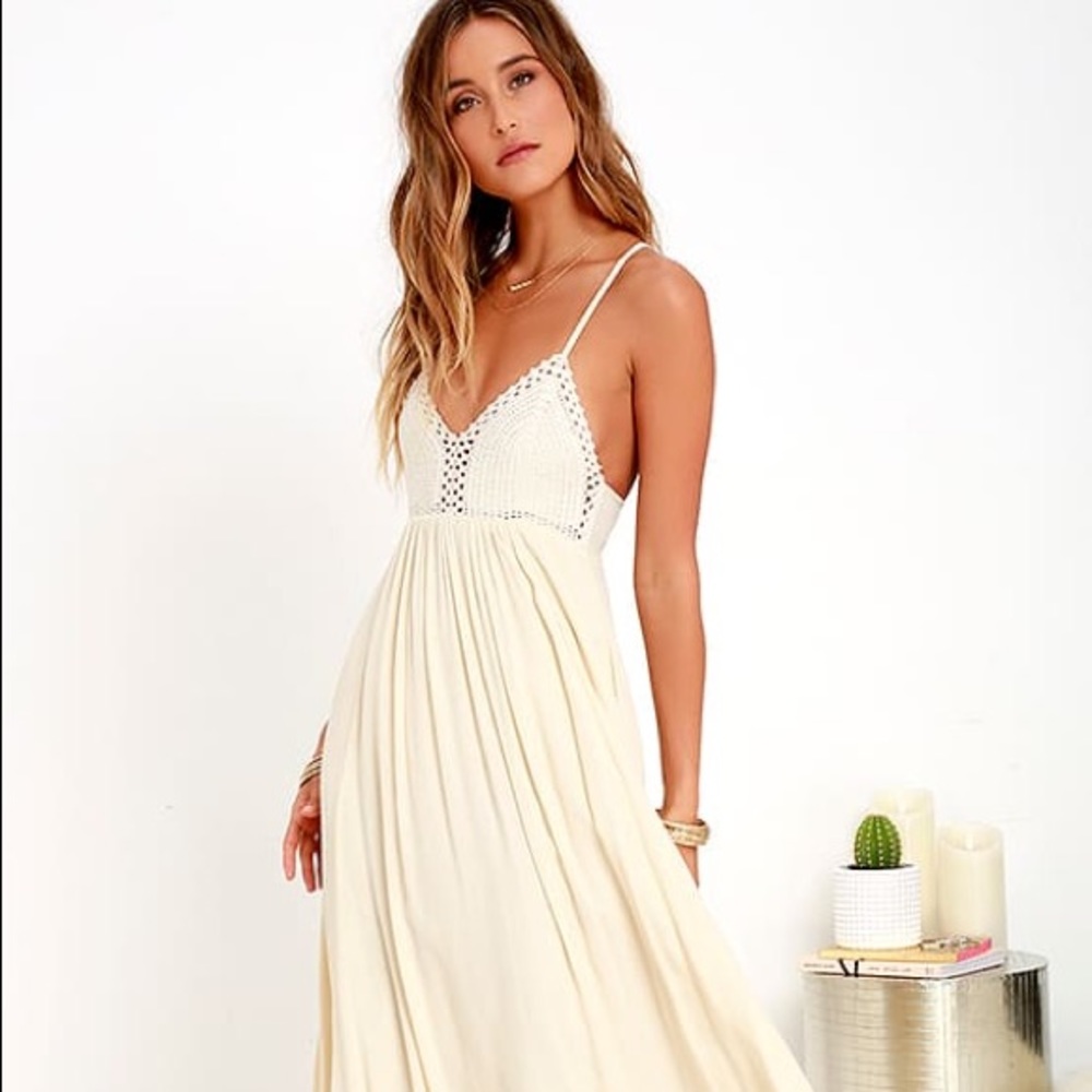 Lulu’s Maxi Dress